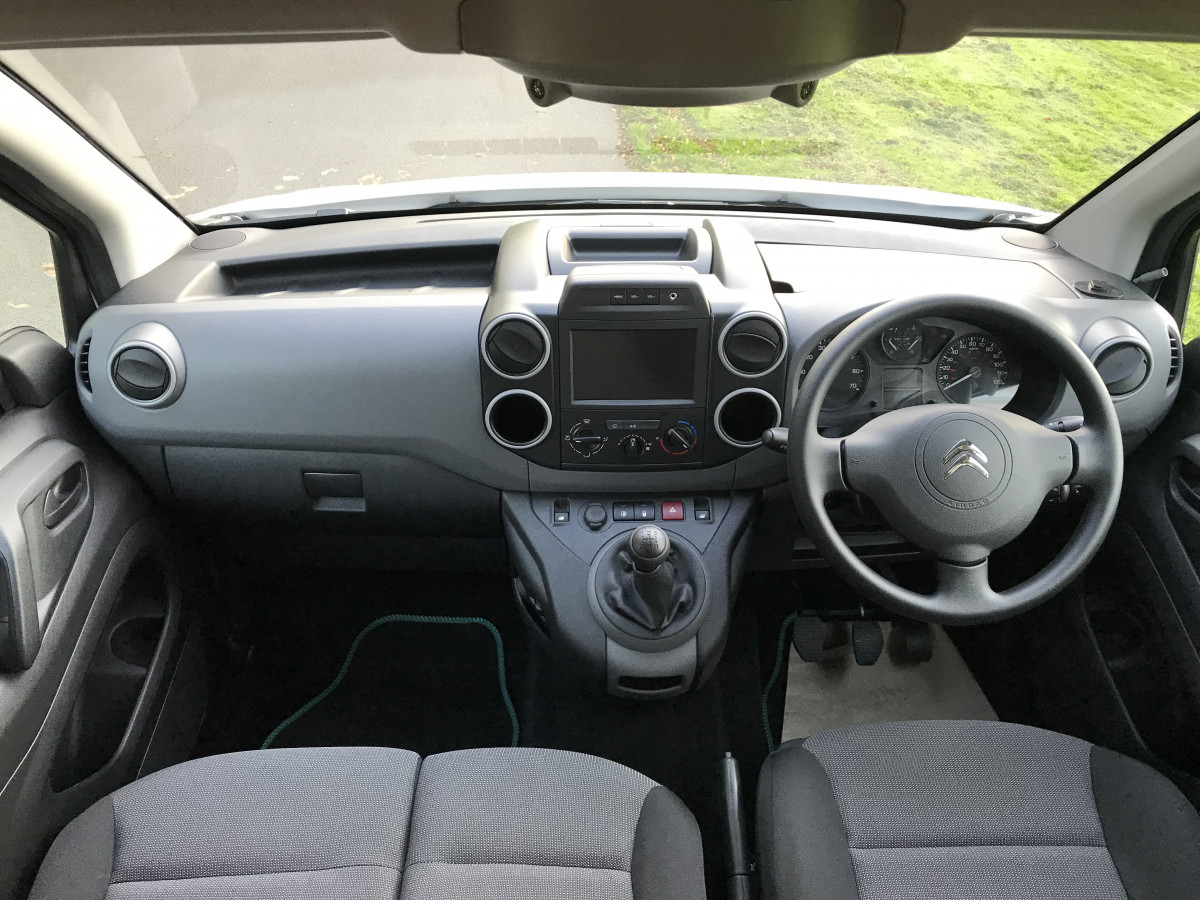 IMG_0853 Kendall Cars Ltd